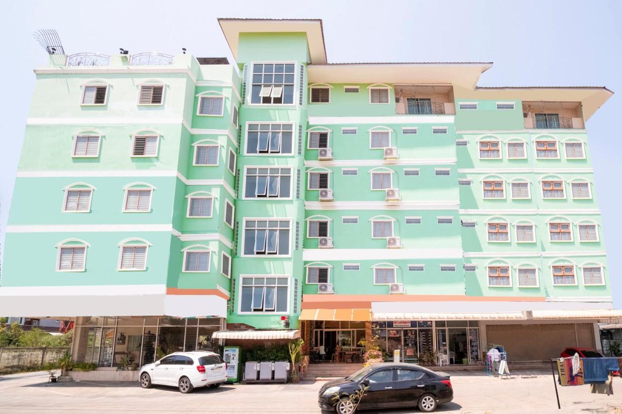 Oyo 663 Green Beach Room Pattaya Exterior photo
