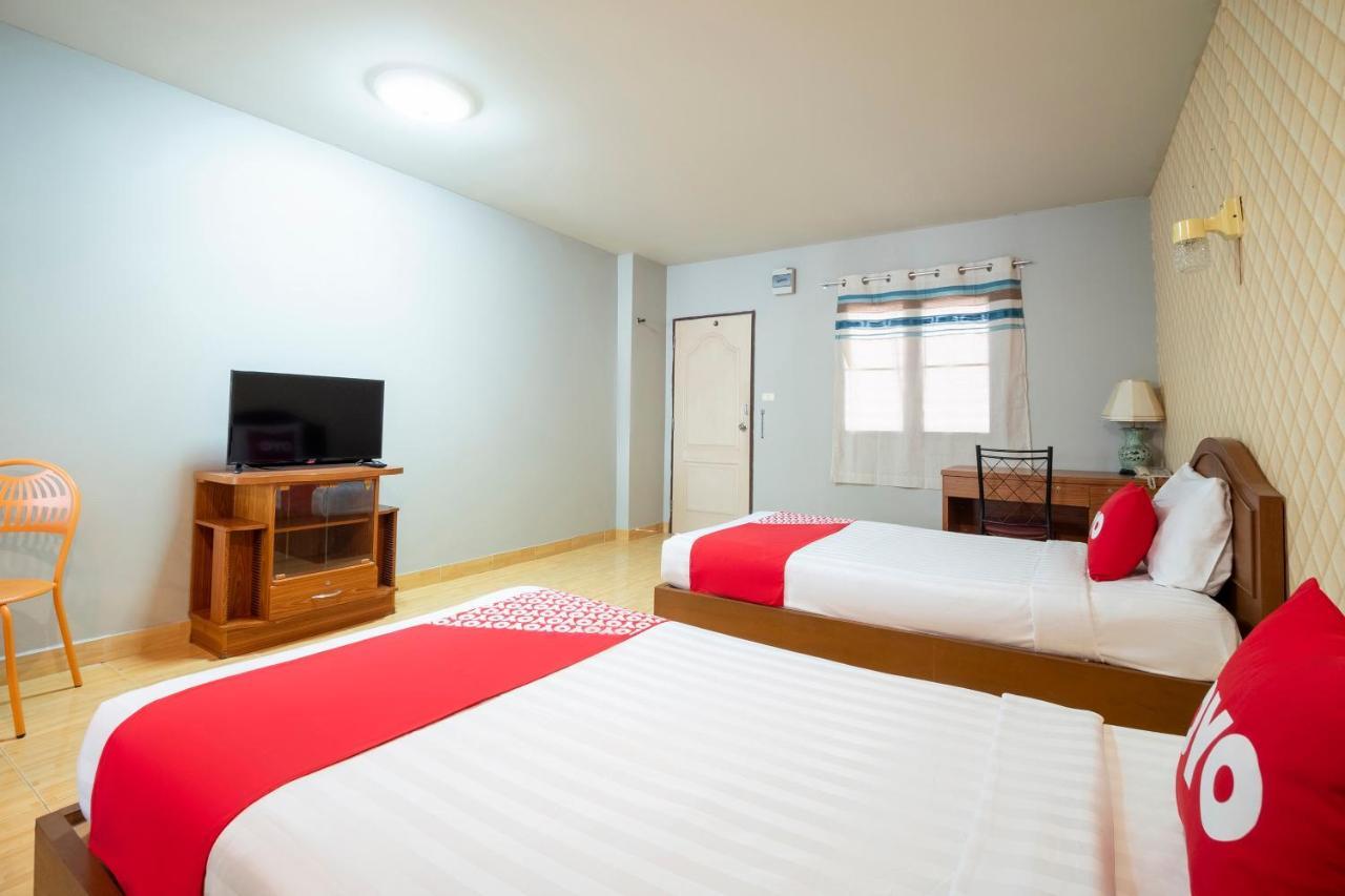 Oyo 663 Green Beach Room Pattaya Exterior photo