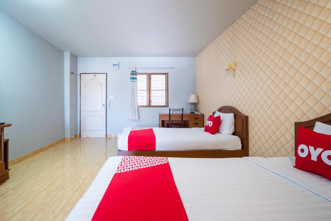 Oyo 663 Green Beach Room Pattaya Exterior photo